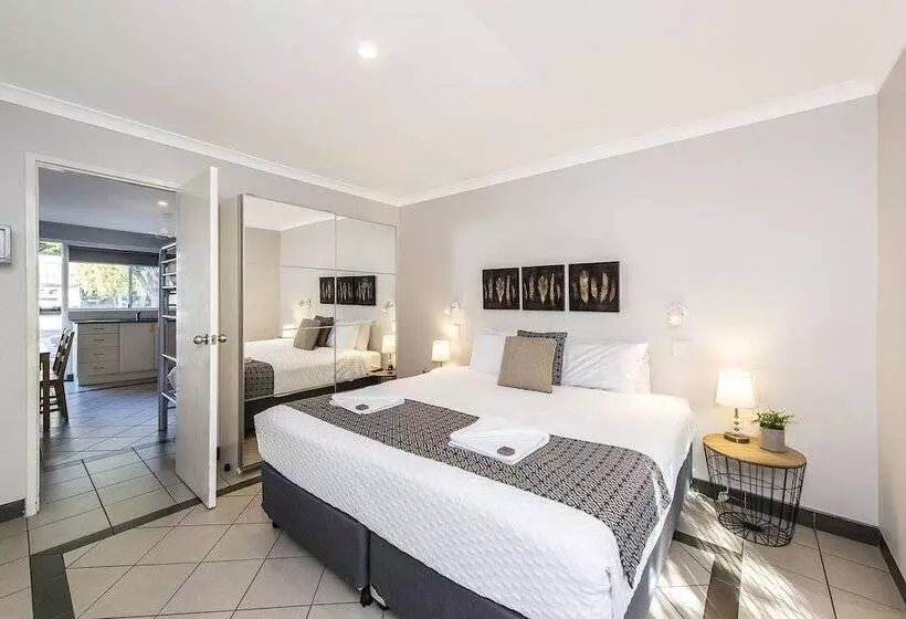 Hotelli Banksia Tourist Park