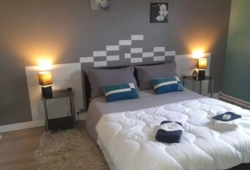 Pensió Chambres D Hôtes Dm