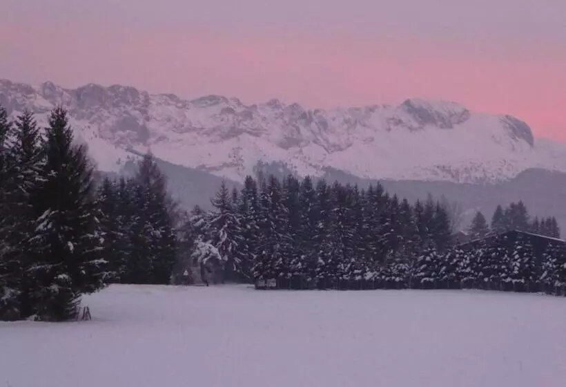 Majatalo Ferme De La Grande Moucherolle