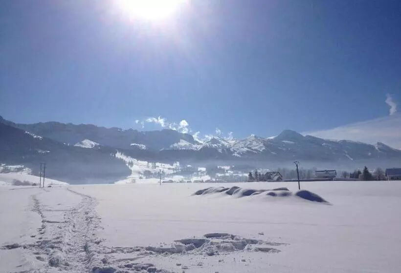 Majatalo Ferme De La Grande Moucherolle