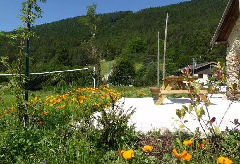 Majatalo Ferme De La Grande Moucherolle