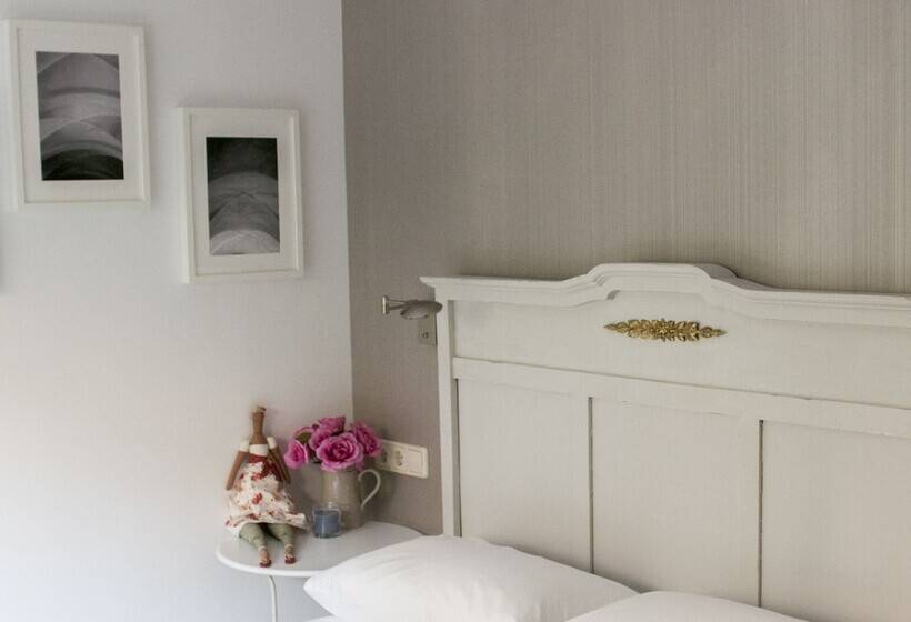 Bed and Breakfast El Jardí De L'avet