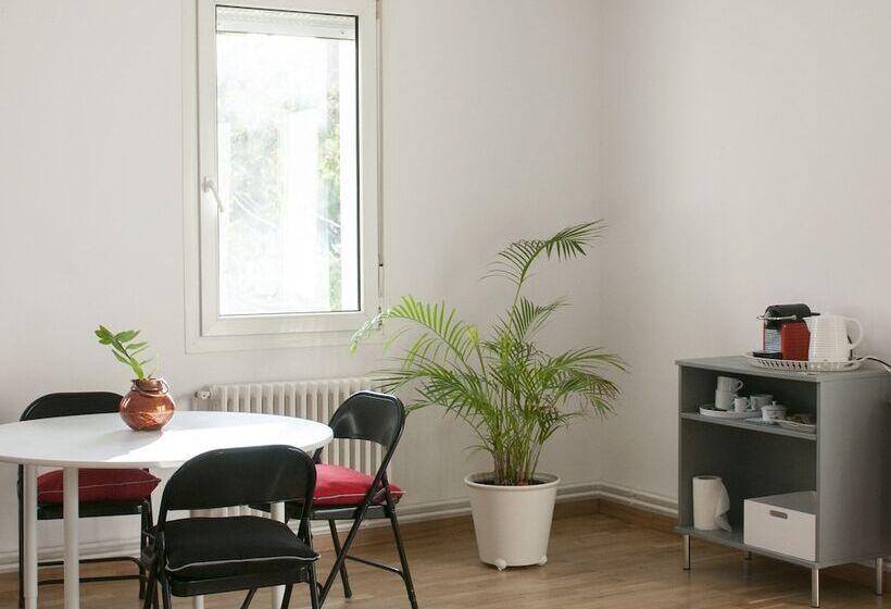 Bed and Breakfast El Jardí De L'avet