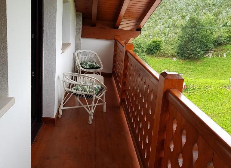 여관 Posada Las Albarcas