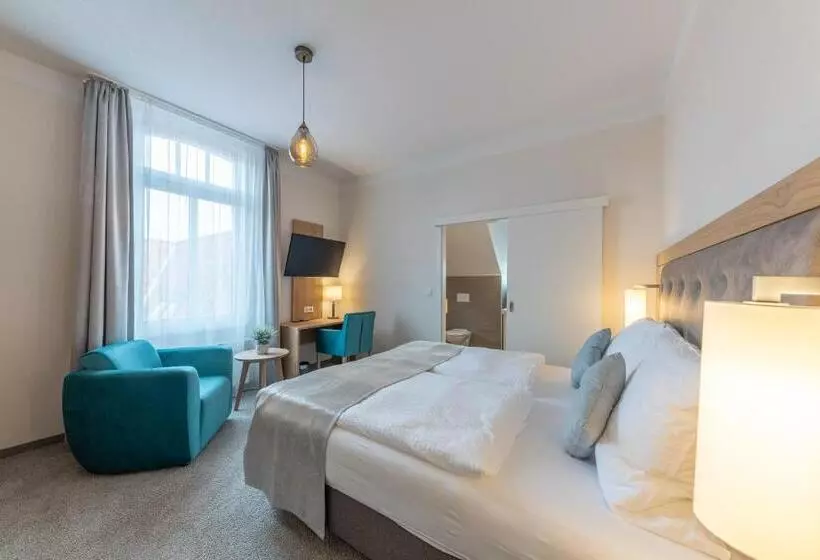 Hotelli 24/7 Selfcheckin