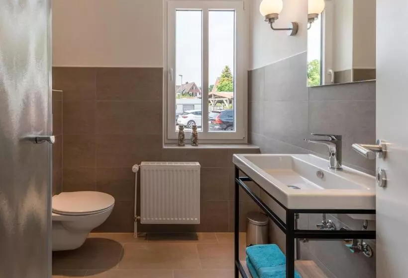 Hotelli 24/7 Selfcheckin