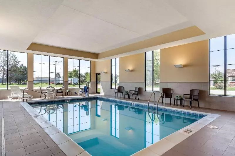 ホテル Comfort Suites
