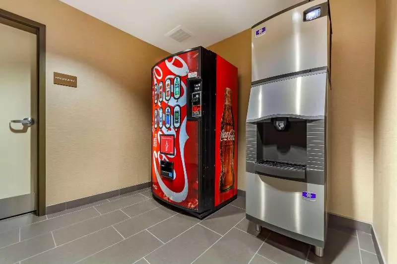 ホテル Comfort Suites