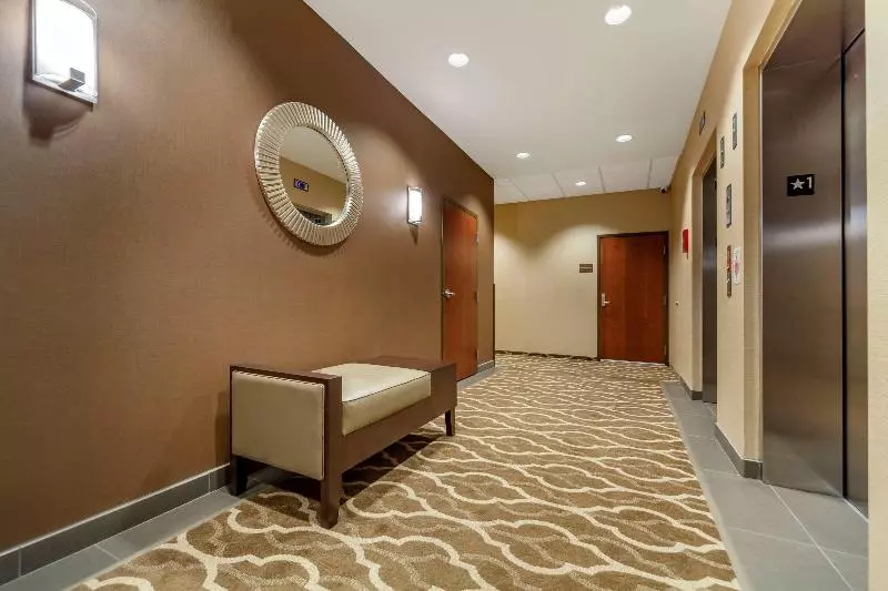 ホテル Comfort Suites