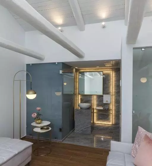 ホテル Mirabile Luxury Suites