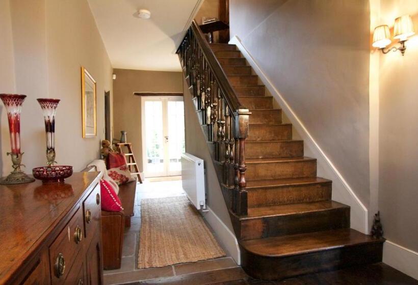 ホテル The Old Stores