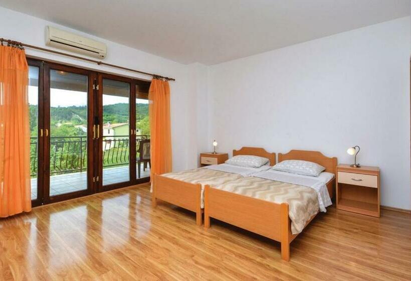 Пансион Rooms Latinac