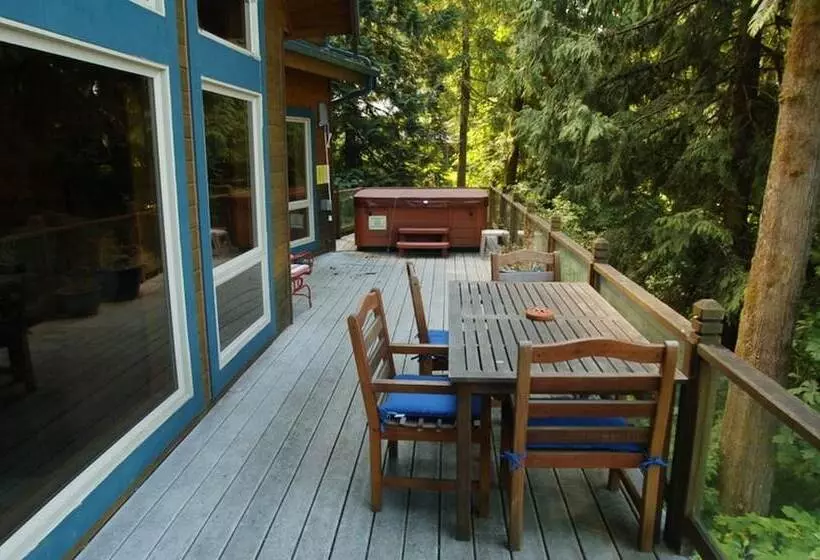 07mf   Lake Front   Hot Tub   Bbq   Sleeps 8