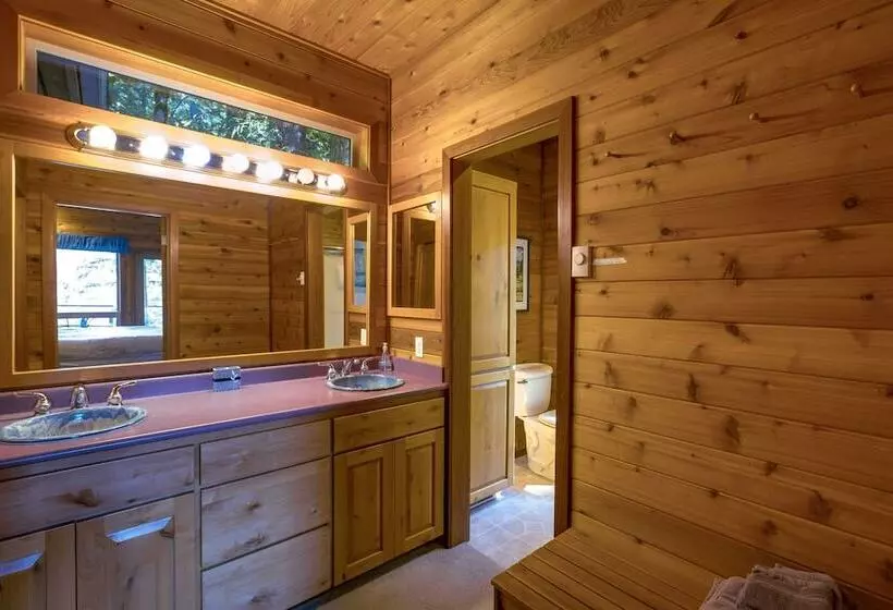07mf   Lake Front   Hot Tub   Bbq   Sleeps 8