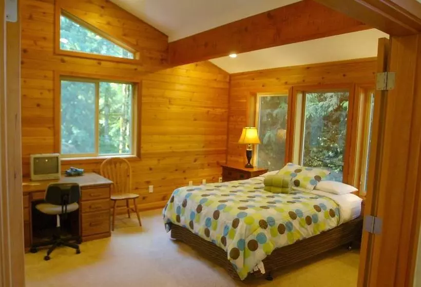 07mf   Lake Front   Hot Tub   Bbq   Sleeps 8
