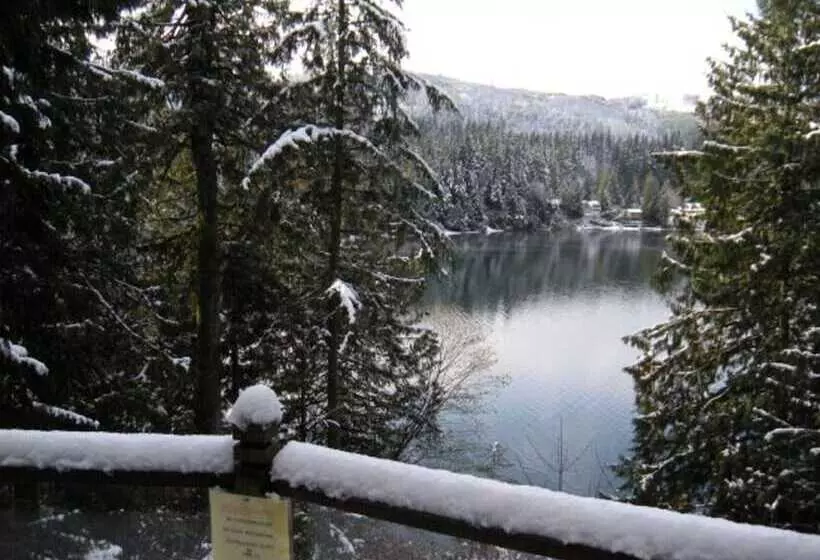 07mf   Lake Front   Hot Tub   Bbq   Sleeps 8