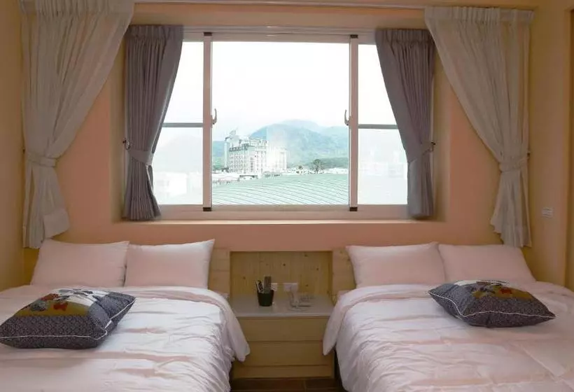 تختخواب و صبحانه Ding Dong Homestay