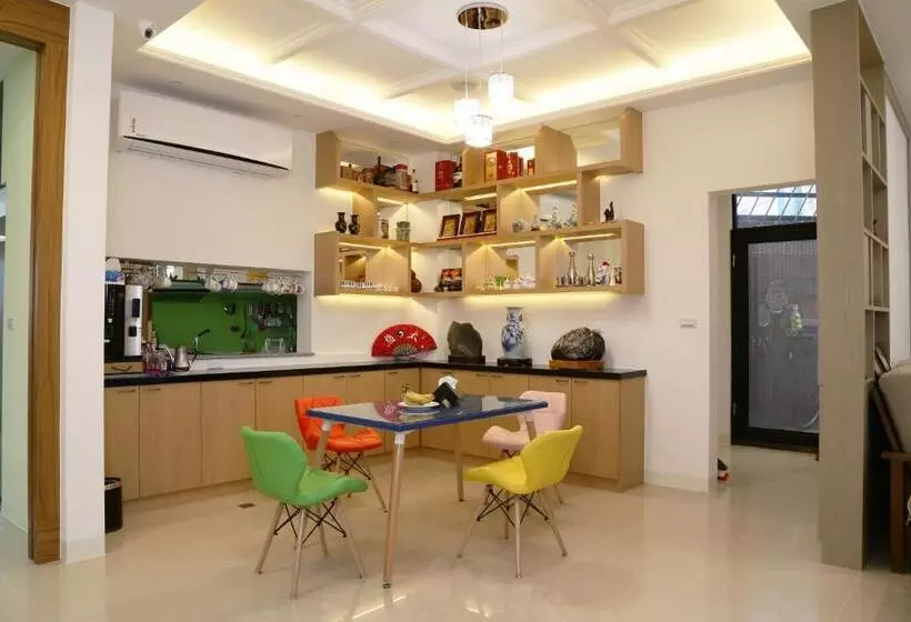 تختخواب و صبحانه Ding Dong Homestay