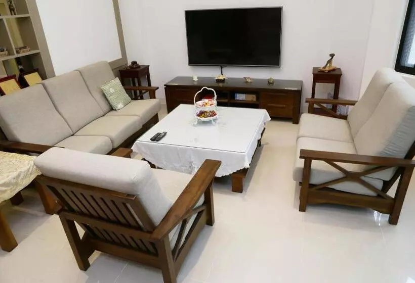 تختخواب و صبحانه Ding Dong Homestay