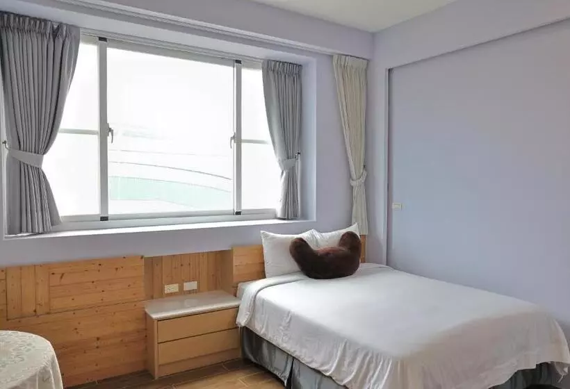 تختخواب و صبحانه Ding Dong Homestay