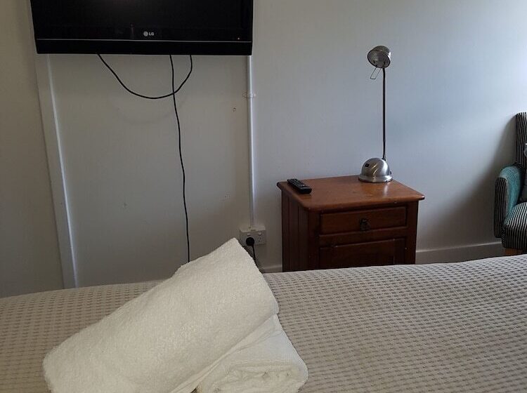 Boatrowers Hotel Stockton