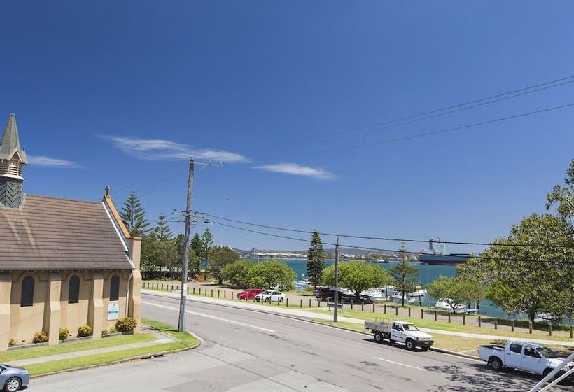 Boatrowers Hotel Stockton