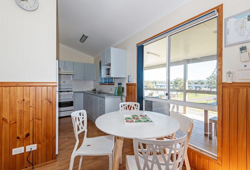 Holiday Haven Burrill Lake