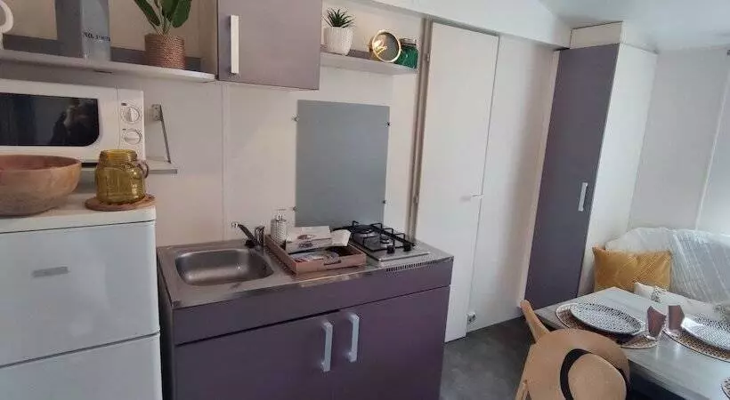 Hotelli Camping Du Lac De Saintpardoux