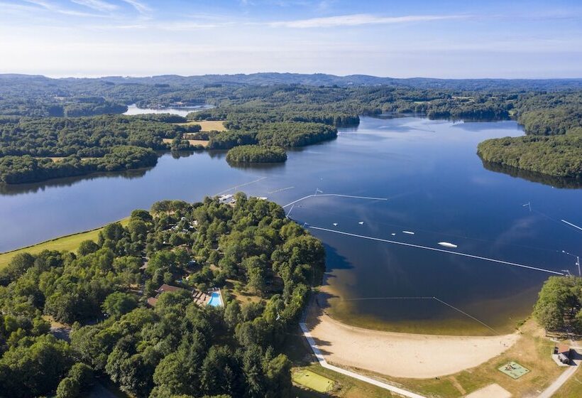 בית מלון כפרי Camping Du Lac De Saintpardoux