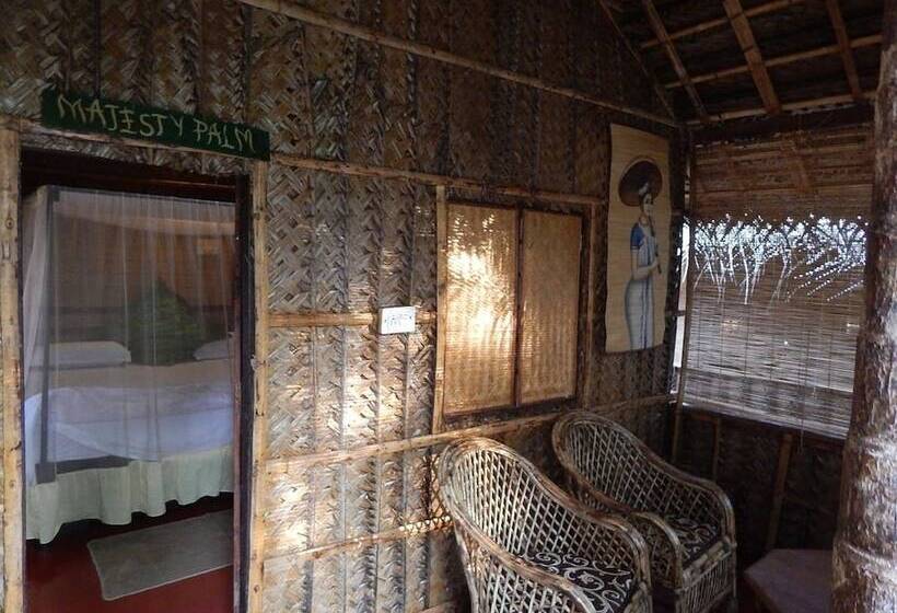 Otel The Palm Trees Resort