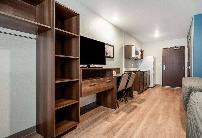 ホテル Woodspring Suites Naples West