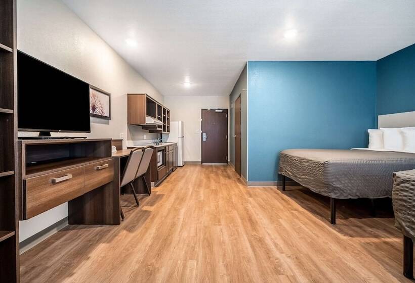 ホテル Woodspring Suites Naples West