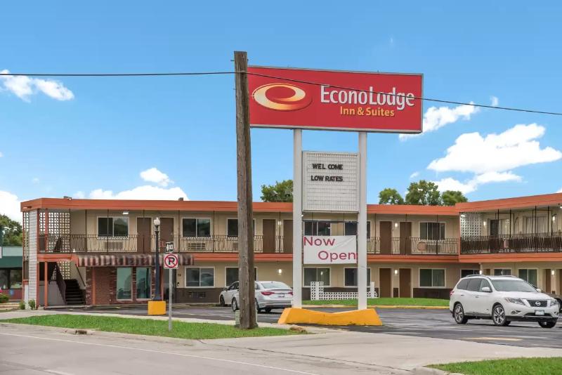 モーテル Econo Lodge Inn & Suites