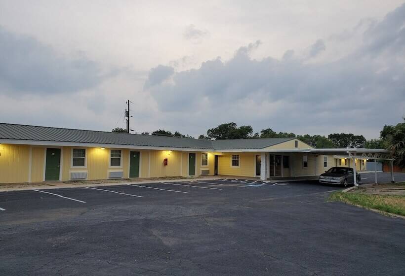 モーテル Lake Lbj Inn