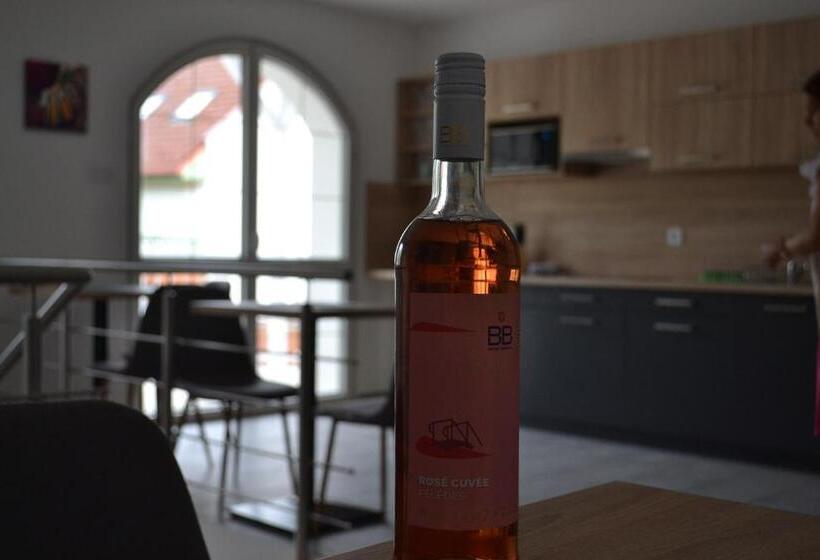 Bed and Breakfast Főnix Design Rooms