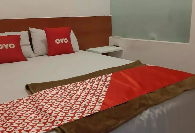 ホテル Oyo 3995 Airport Village Juanda