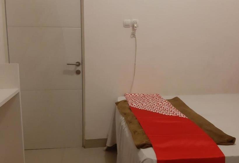 فندق Oyo 3995 Airport Village Juanda