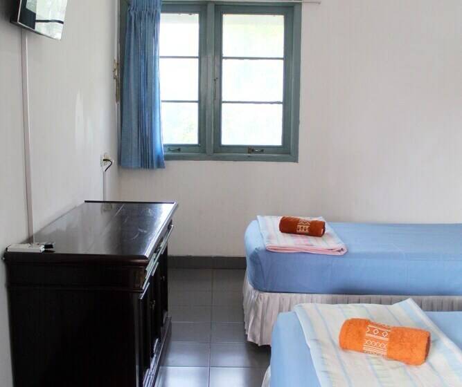 בית מלון כפרי Rajawali Mitra Reddoorz