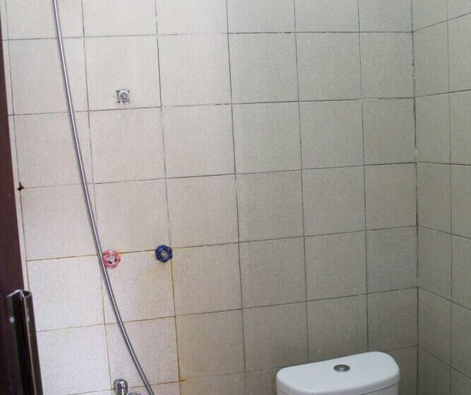 בית מלון כפרי Rajawali Mitra Reddoorz