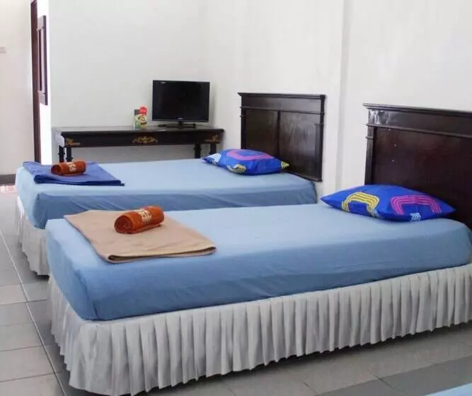 ホテル Rajawali Mitra Reddoorz