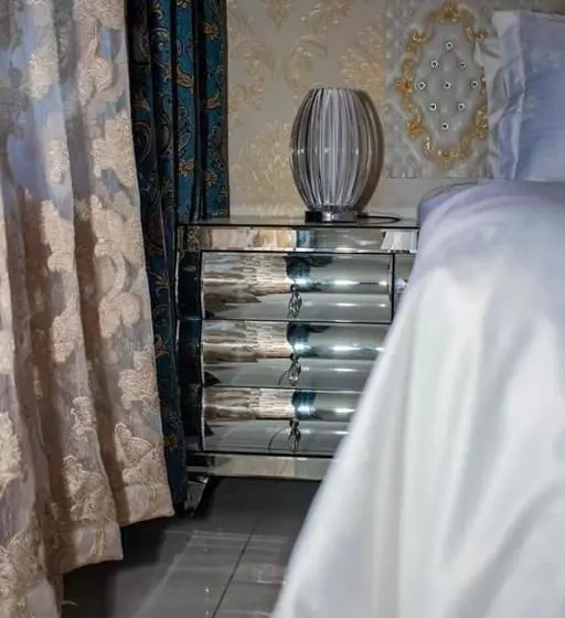 Majatalo Beverley Hills Guesthouse