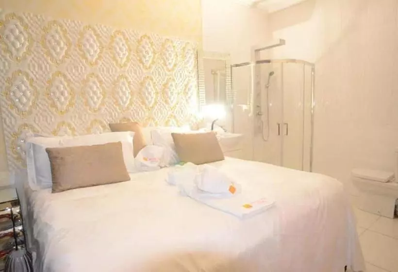 Majatalo Beverley Hills Guesthouse