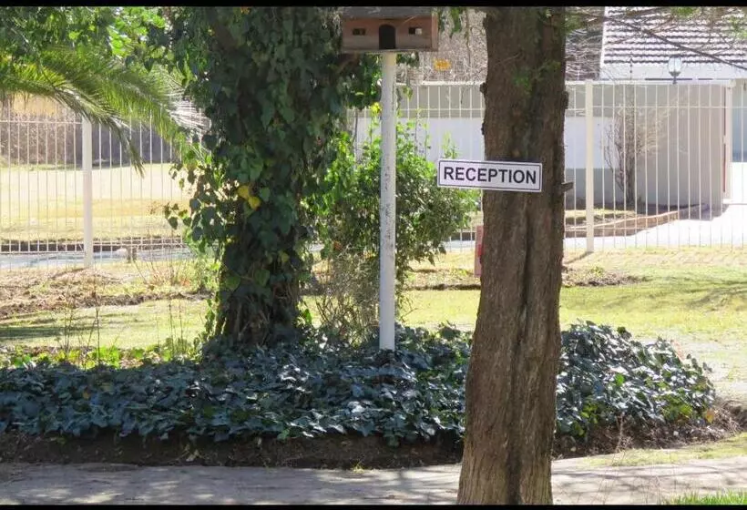 Majatalo Beverley Hills Guesthouse