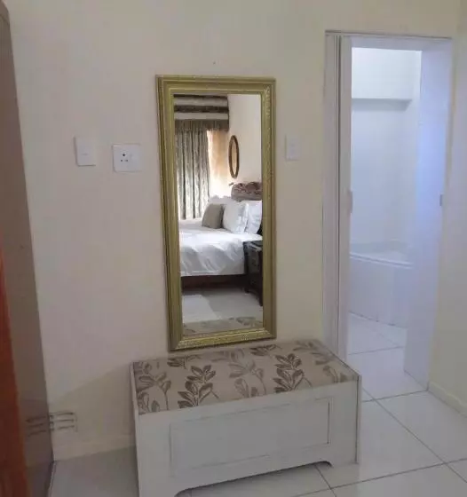 Majatalo Beverley Hills Guesthouse