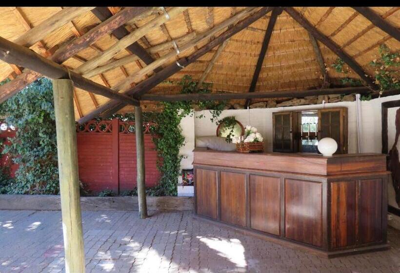 Пансион Beverley Hills Guesthouse