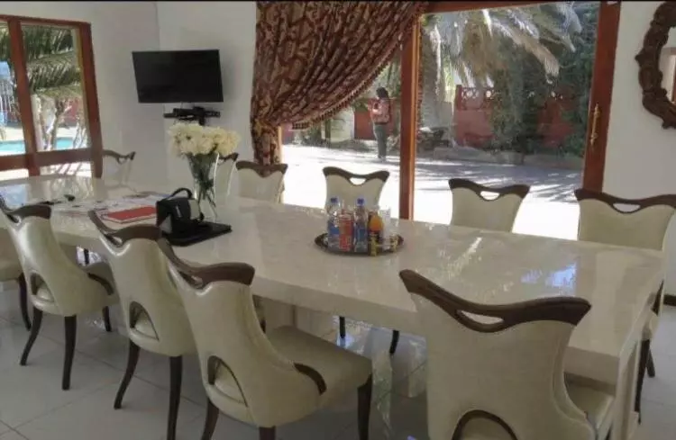 Majatalo Beverley Hills Guesthouse