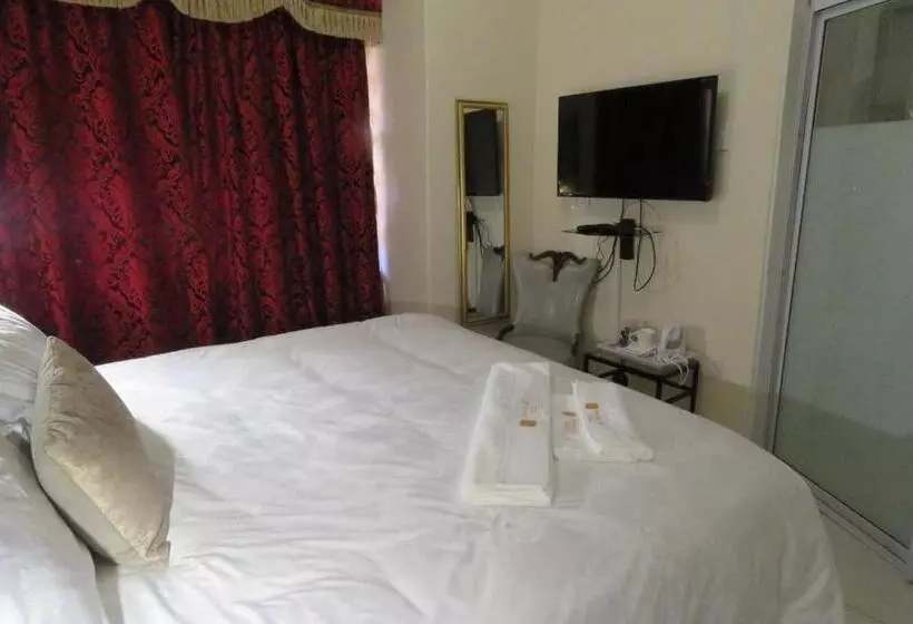 Majatalo Beverley Hills Guesthouse