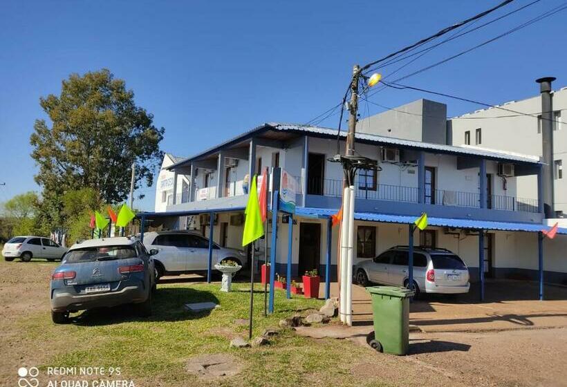 فندق صغير Posada Santa Cecilia