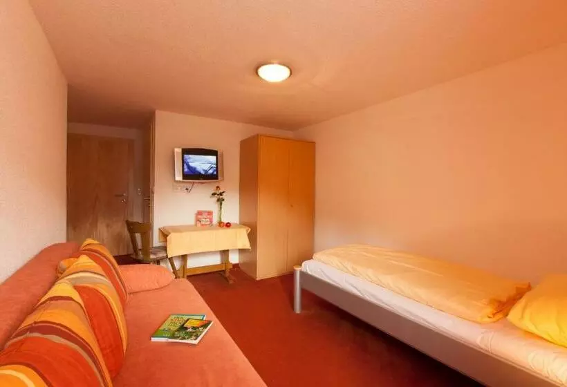 Aamiaismajoitus (B&B) Holzgauerhof