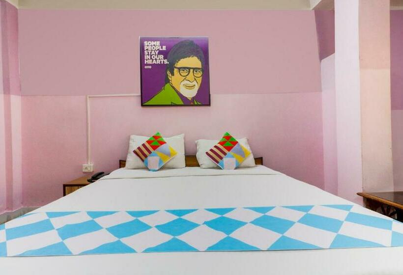 هتل O Red Rose Near Noapara Metro Station